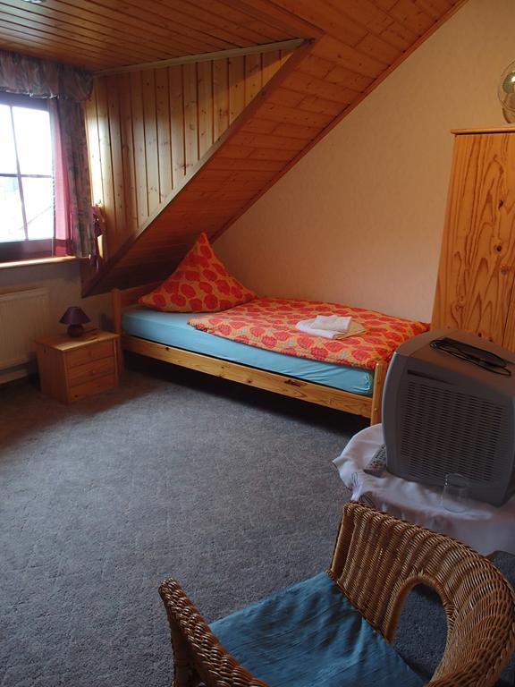 Ferienwohnung Meisenthal Naehe Nuerburgring Kelberg Szoba fotó